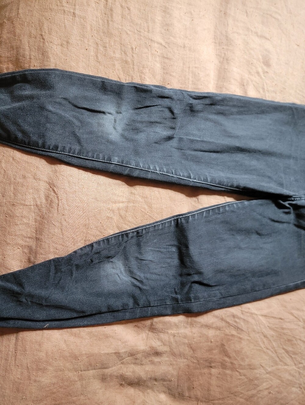 Levis High Rise Skinny - Picture 2 of 10